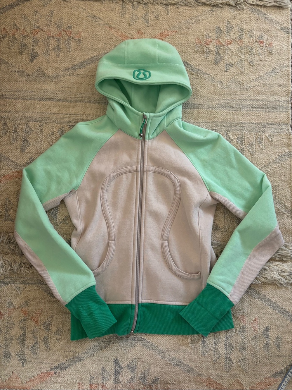 Lululemon Scuba zip hoodie in Mint & Light Gray